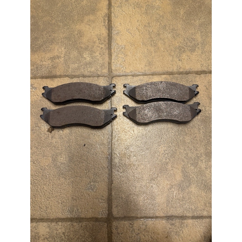 Duralast MKD807 Disc Brake Pads Front Set New Old Stock Made in USA
